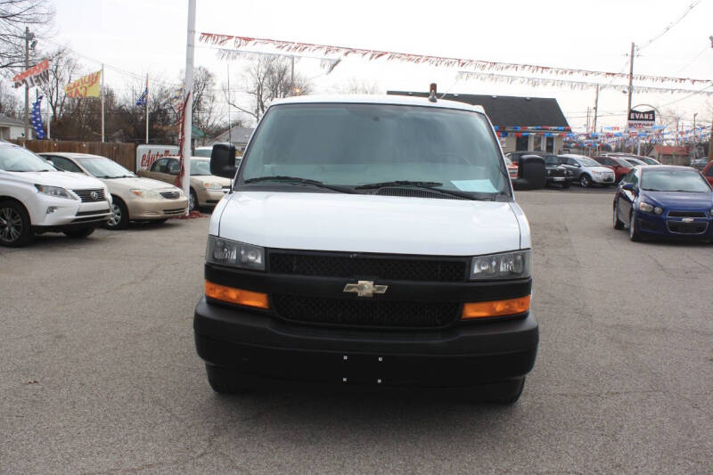Image 5 of 2018 Chevrolet Express 3500