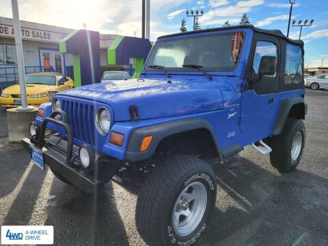 1997 Jeep Wrangler for sale at BAYSIDE AUTO SALES in Everett WA
