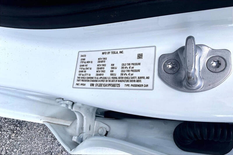 2023 Tesla Model 3
