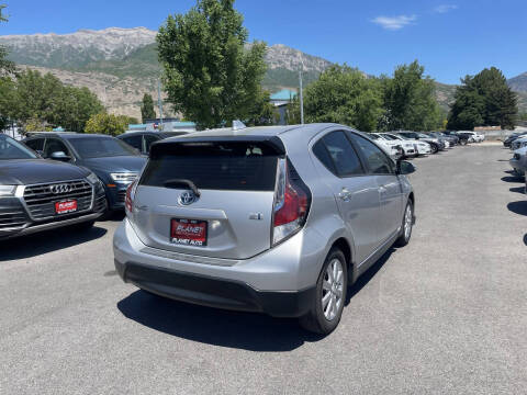2017 Toyota Prius c Two
