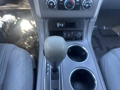 2017 Chevrolet Traverse LS