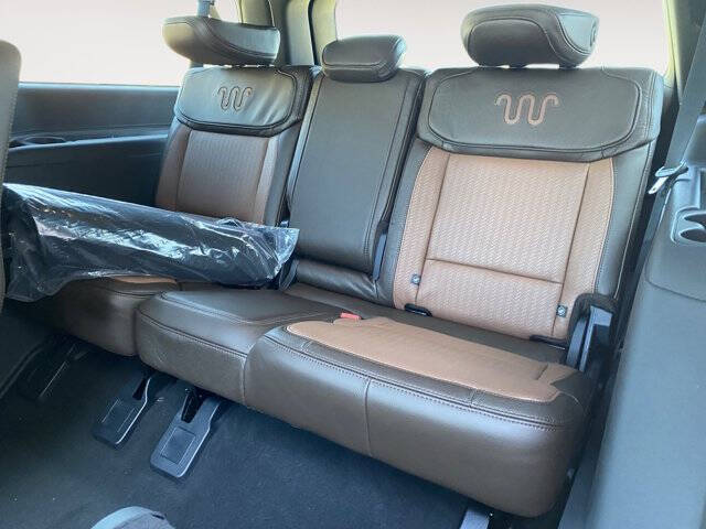 2026 Ford Expedition MAX King Ranch