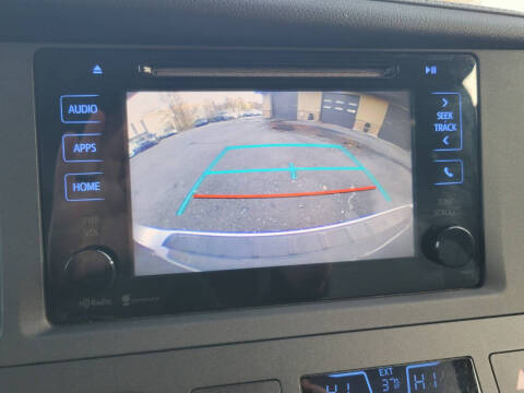 2015 Toyota Sienna XLE 8-Passenger