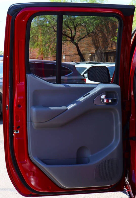 2021 Nissan Frontier SV