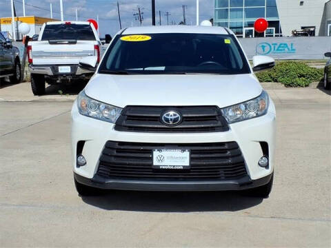 2019 Toyota Highlander LE Plus