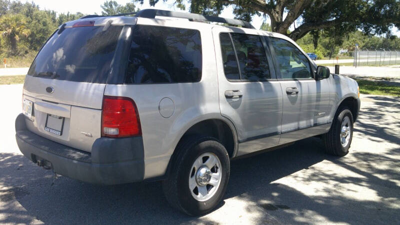 2005 Ford Explorer XLS