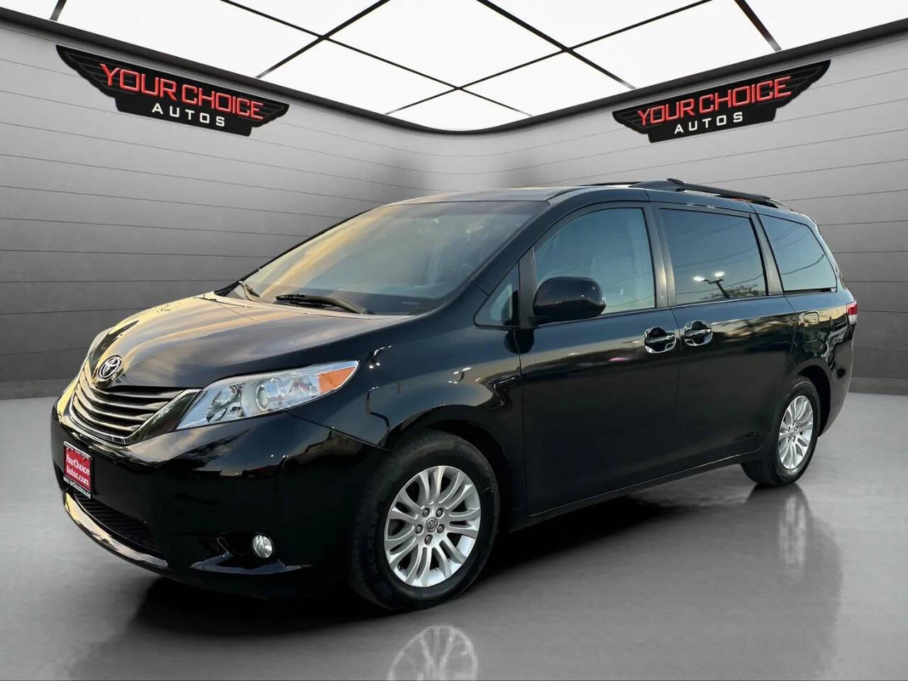 2012 Toyota Sienna Limited 7 Passenger 4dr Mini Van's photo