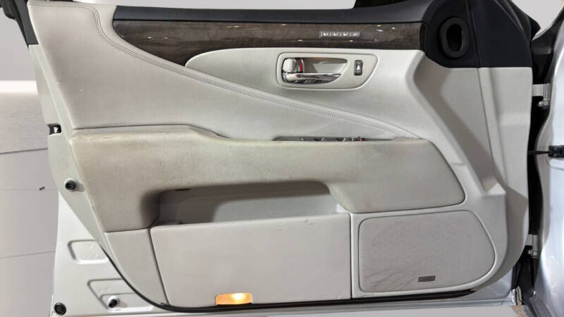 2012 Lexus LS 460