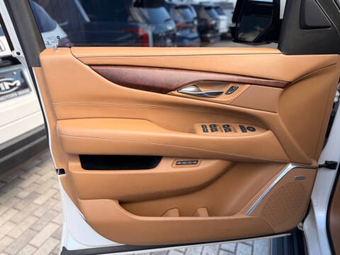 2016 Cadillac Escalade ESV Platinum