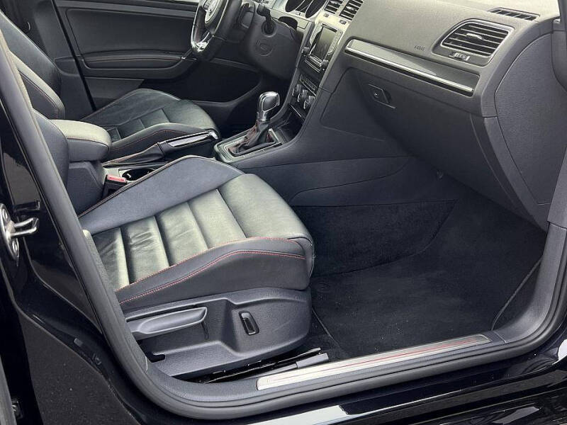 2015 Volkswagen Golf GTI Autobahn