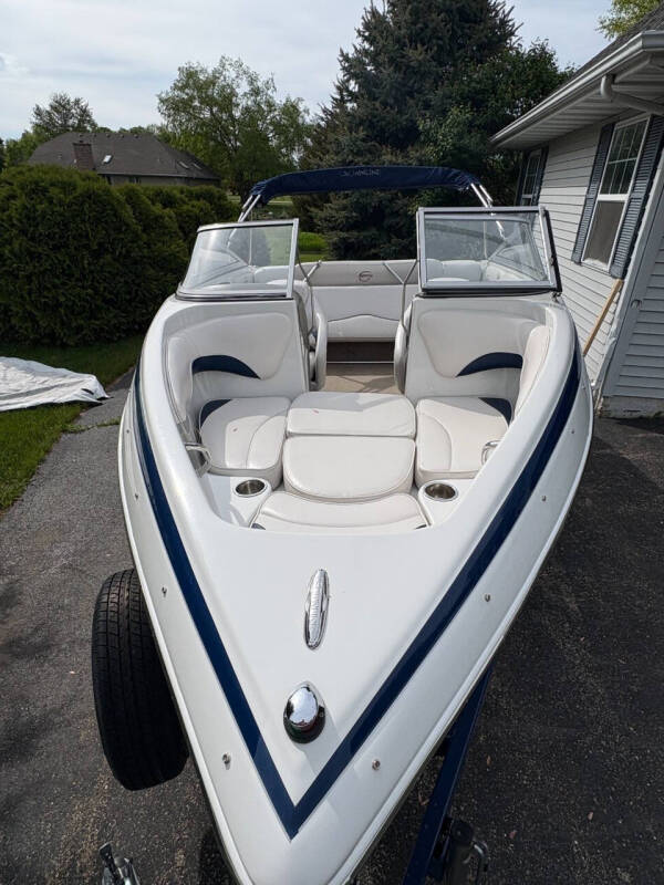 2011 Crownline 18SS