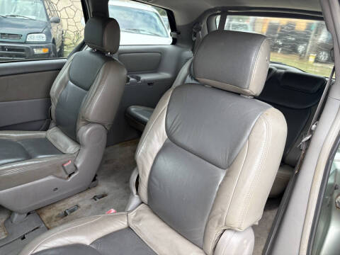 2006 Toyota Sienna CE 7 Passenger