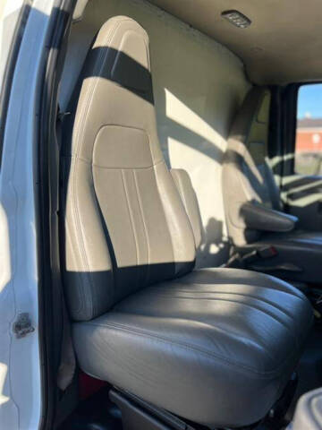 2019 GMC Savana 3500