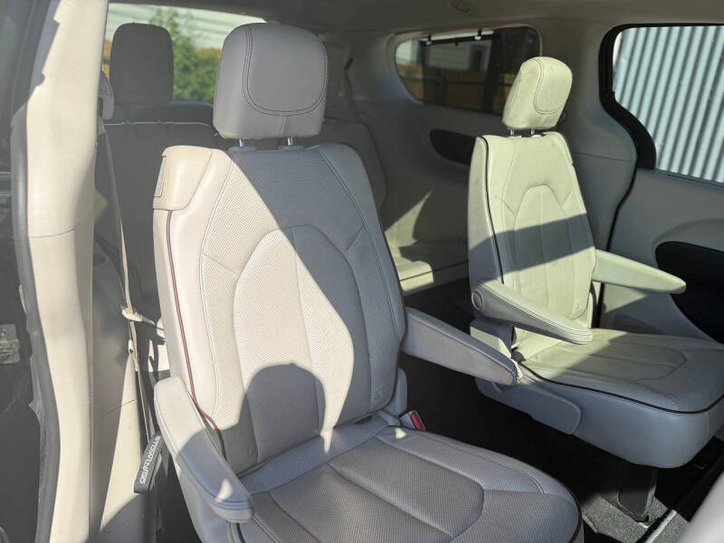 2020 Chrysler Pacifica Limited