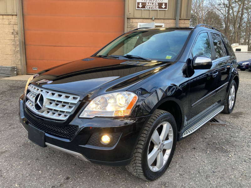 2010 Mercedes-Benz M-Class for sale at Loperena Auto Sales LLC in Lakewood NJ