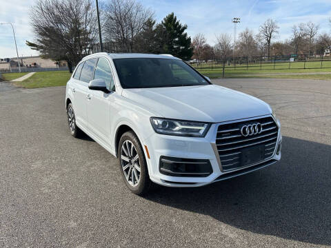 2017 Audi Q7 for sale at The Auto Connect in Springfield IL