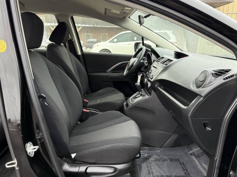 2012 Mazda MAZDA5 Sport