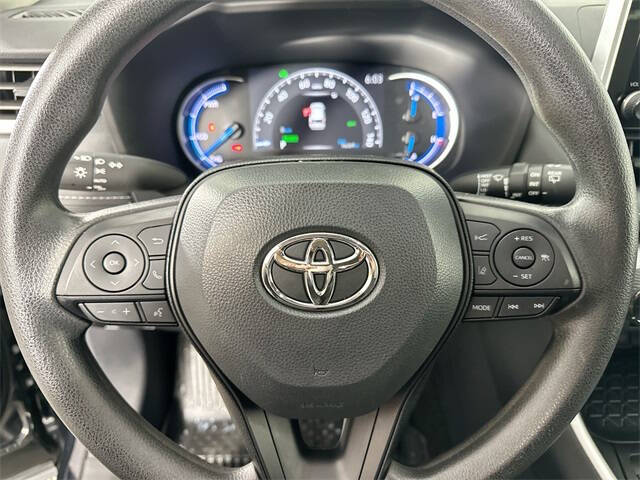 2025 Toyota RAV4 Hybrid XLE