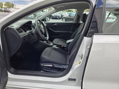 2016 Volkswagen Jetta