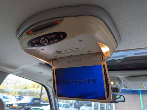 2003 GMC Yukon XL Denali