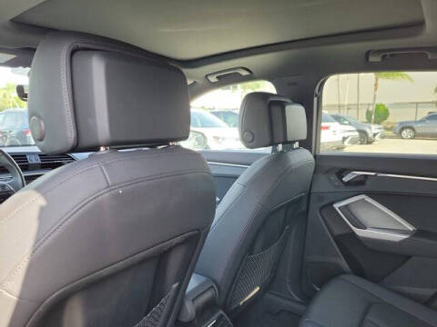 2024 Audi Q3 quattro S line Premium 45 TFSI