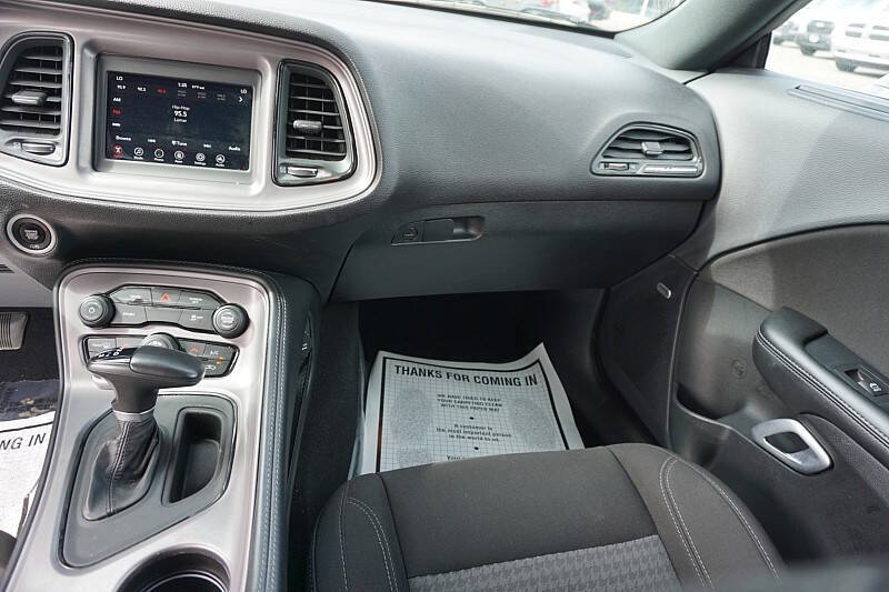 2023 Dodge Challenger SXT