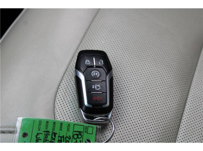 2017 Ford Explorer Platinum