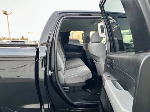 2012 Toyota Tundra Grade