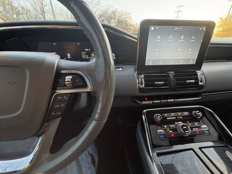 2019 Lincoln Navigator Select