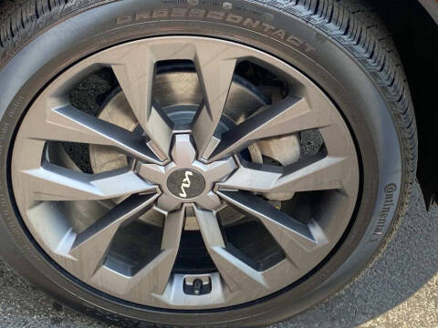 2023 Kia Sorento X-Line EX