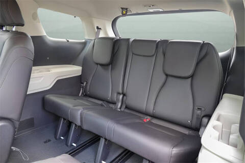 2024 Kia Carnival SX