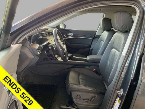 2019 Audi e-tron quattro Premium Plus