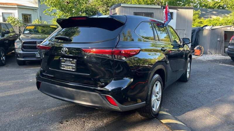 2023 Toyota Highlander Platinum