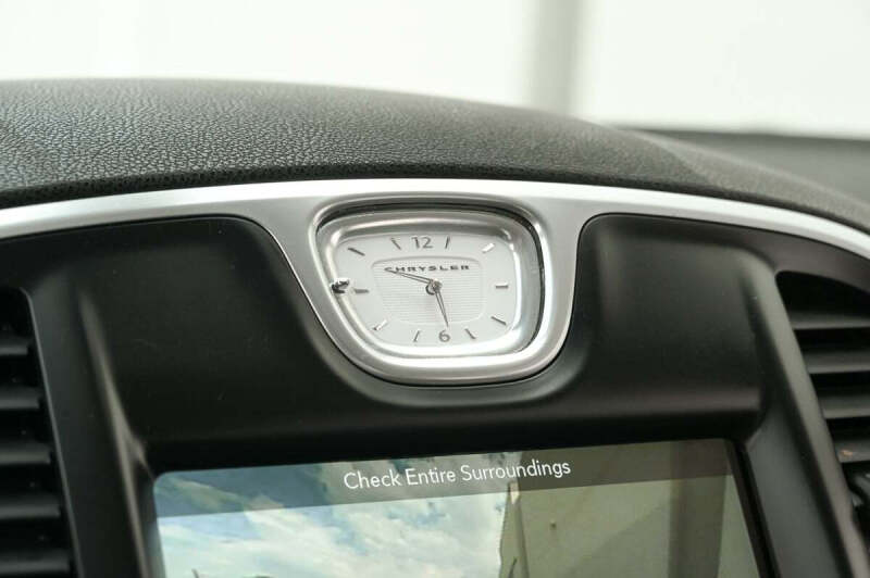 2019 Chrysler 300 Limited