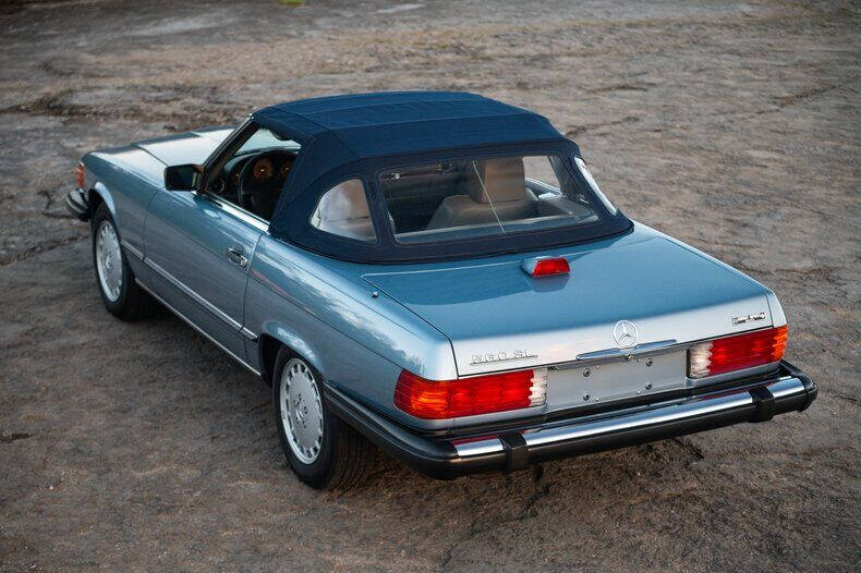 1986 Mercedes-Benz 560-Class 560 SL