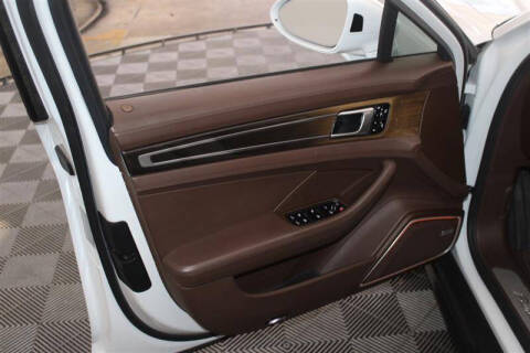 2018 Porsche Panamera