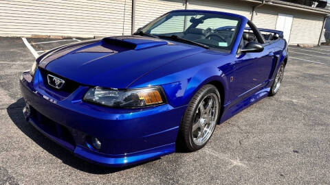 2004 Ford Mustang GT Deluxe