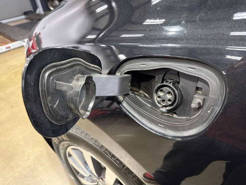 2024 Chrysler Pacifica Plug-In Hybrid Select