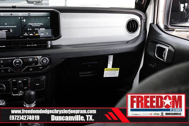 2025 Jeep Gladiator Sport S