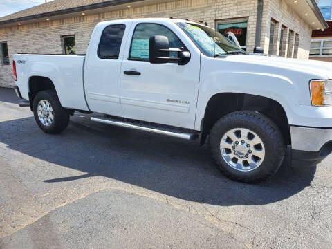 2011 GMC Sierra 2500HD for sale at MADDEN MOTORS INC in Peru IN