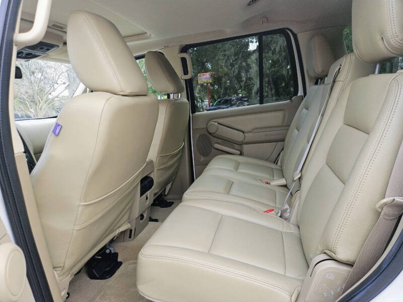 2010 Ford Explorer XLT