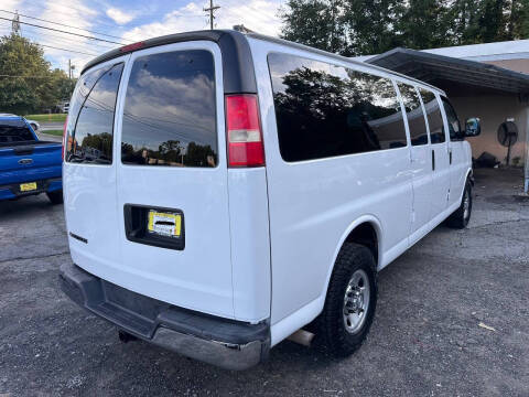 2017 Chevrolet Express LT 3500