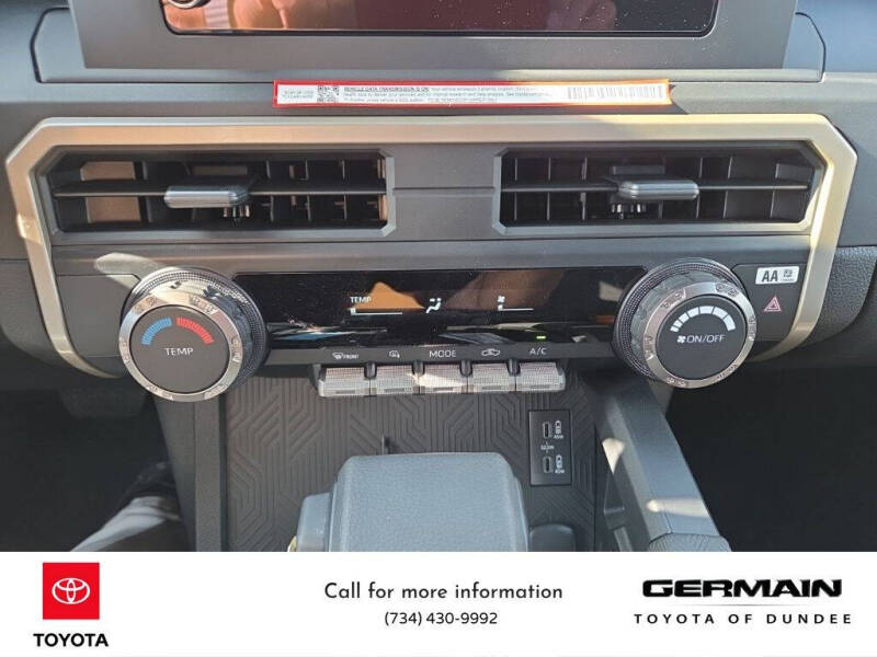 2025 Toyota Tacoma SR