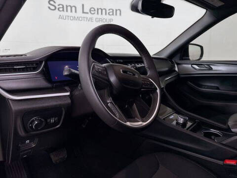 2024 Jeep Grand Cherokee L Laredo