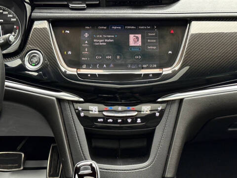 2023 Cadillac XT6 Sport