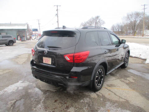 2020 Nissan Pathfinder SV