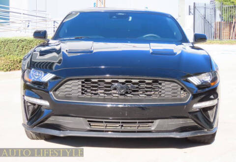 2022 Ford Mustang EcoBoost
