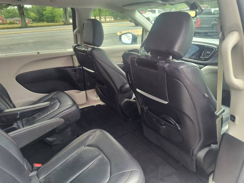 2018 Chrysler Pacifica Touring L Plus