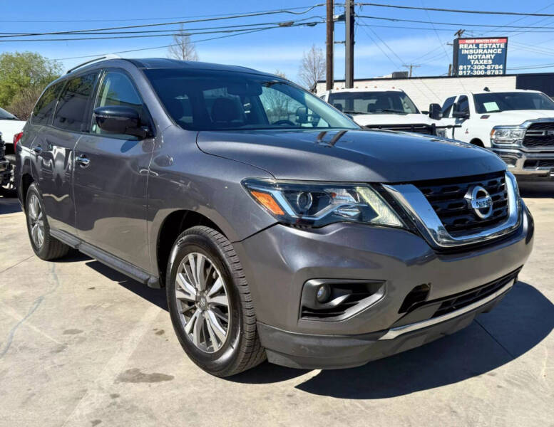 2020 Nissan Pathfinder SV