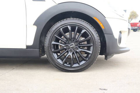 2017 MINI Clubman Cooper